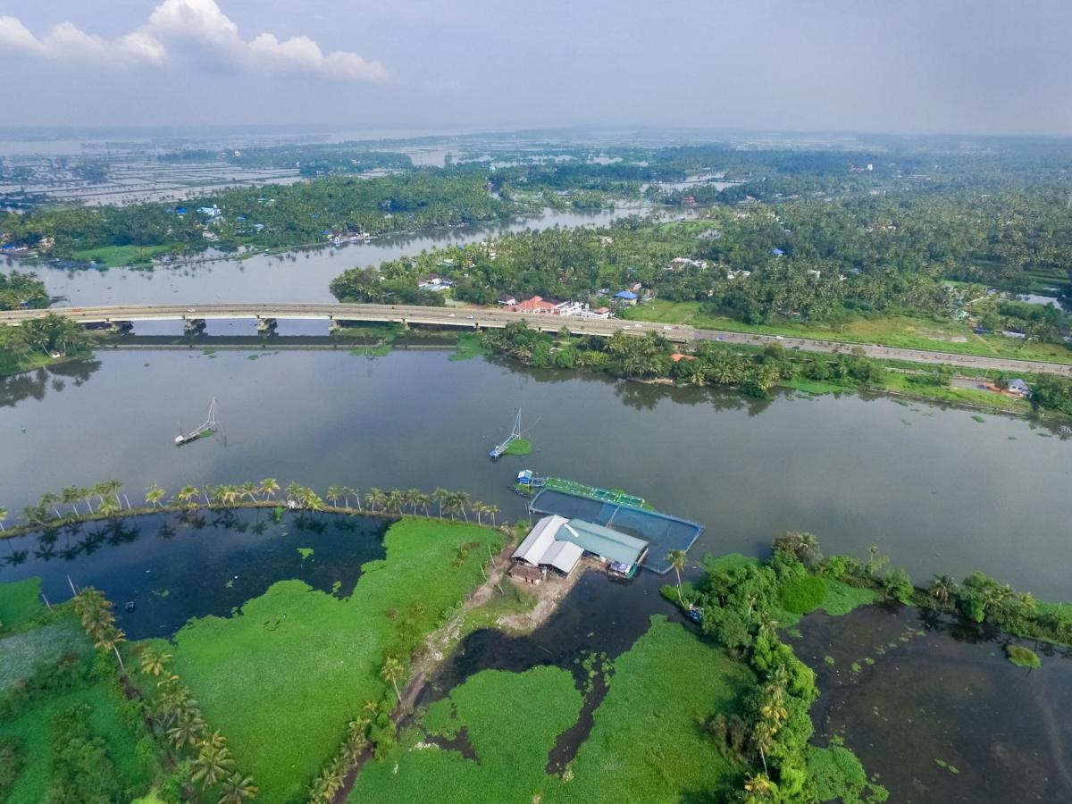 Nihara Resort And Spa Cochin Kochi Eksteriør billede