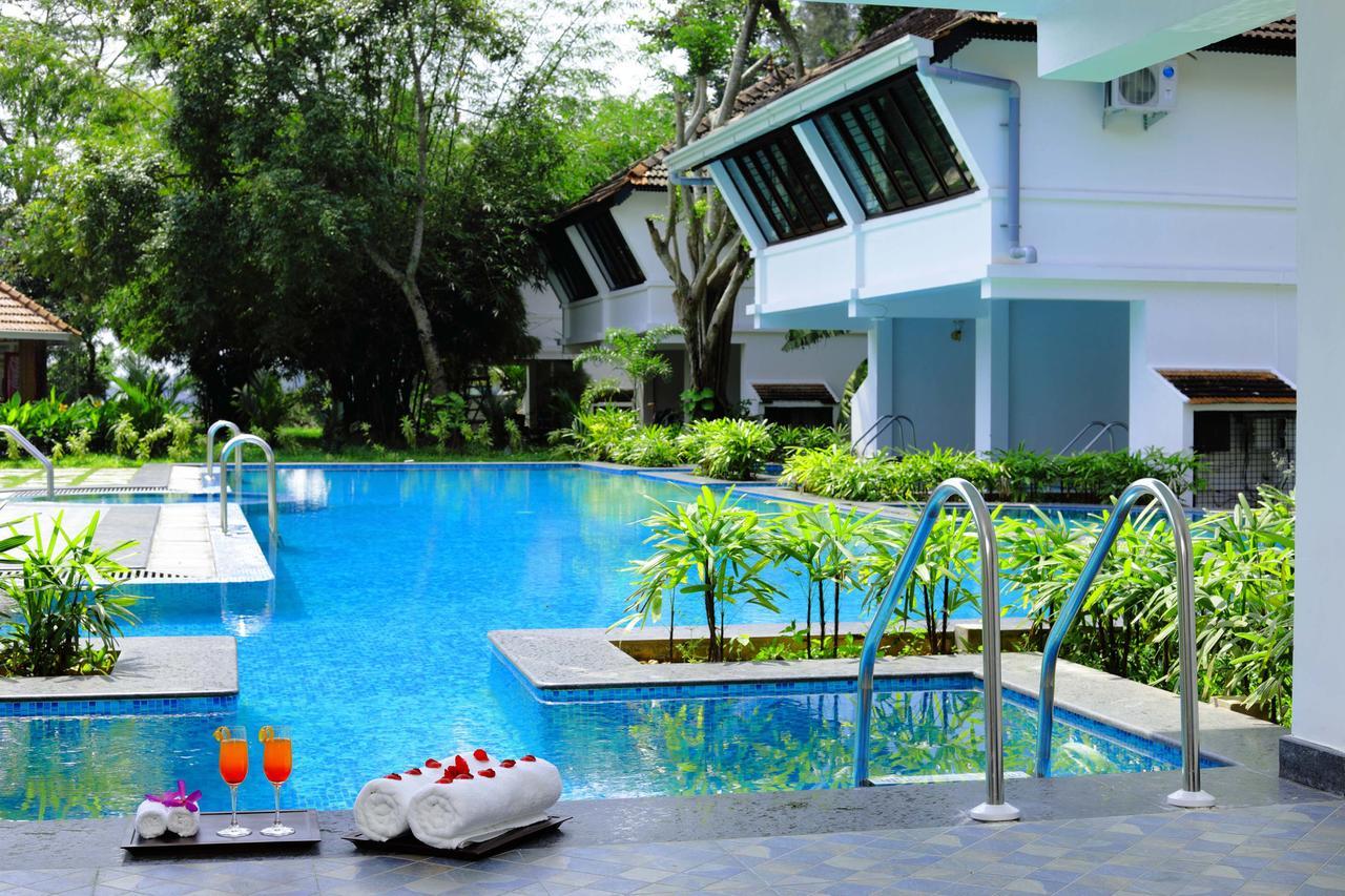 Nihara Resort And Spa Cochin Kochi Eksteriør billede