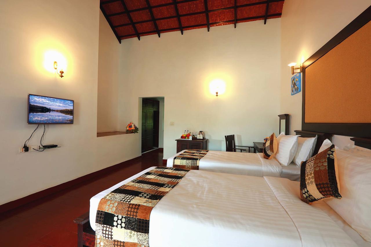 Nihara Resort And Spa Cochin Kochi Eksteriør billede