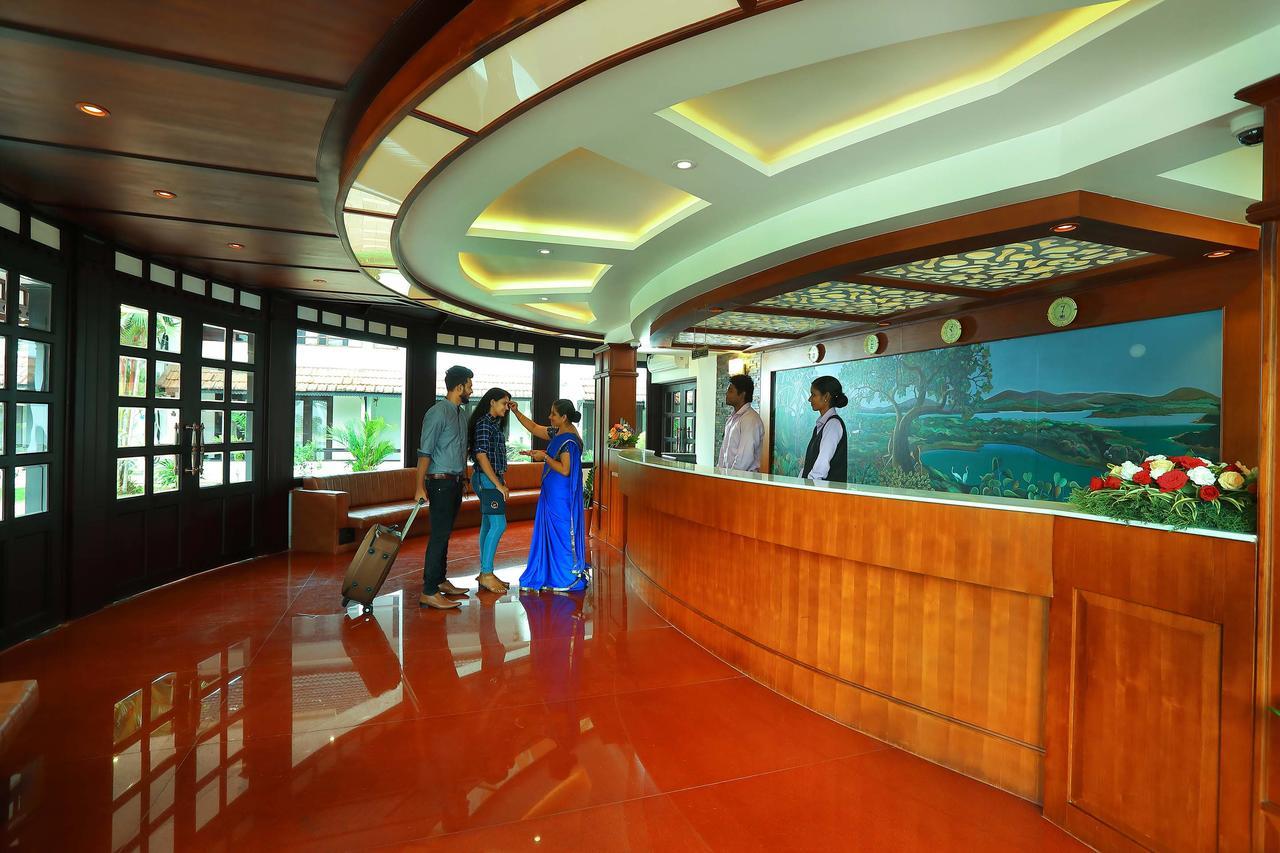 Nihara Resort And Spa Cochin Kochi Eksteriør billede