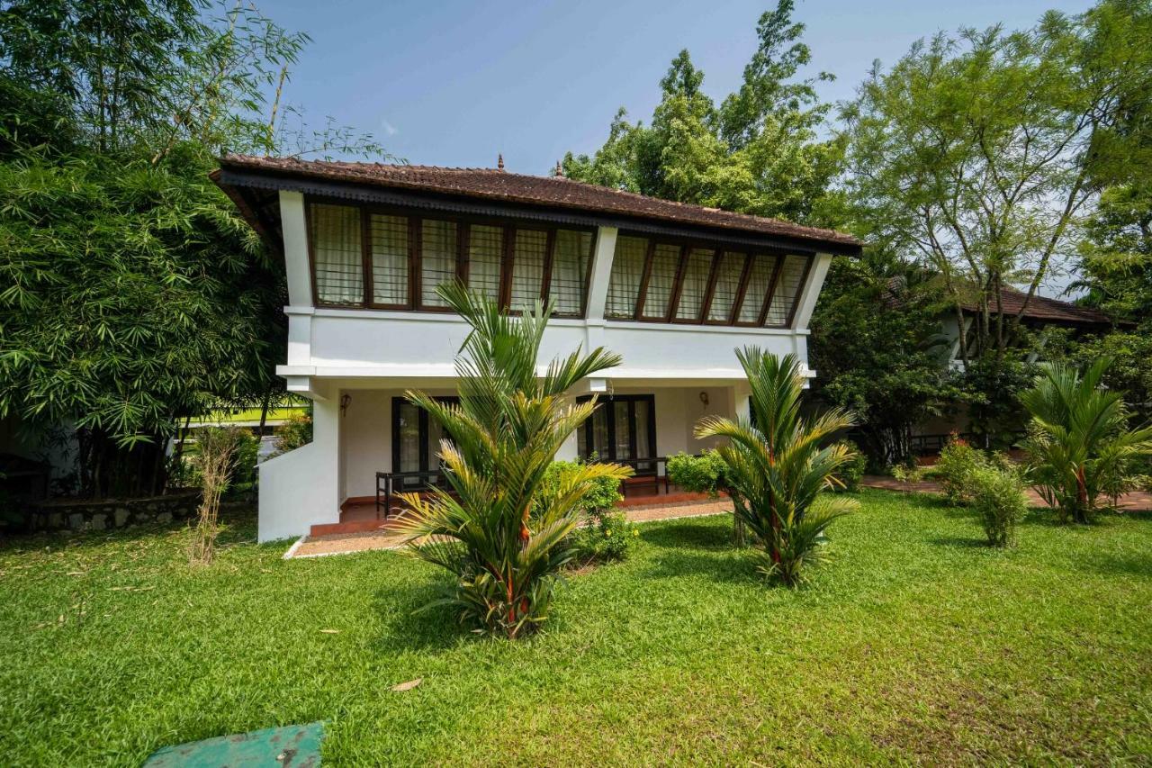 Nihara Resort And Spa Cochin Kochi Eksteriør billede